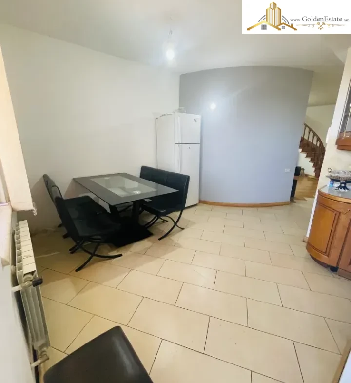 6 սենյականոց բնակարան Օրբելի եղբայրների փողոցում Արաբկիրում, 179 քմ, նախավերջին հարկ, 2 սանհանգույց