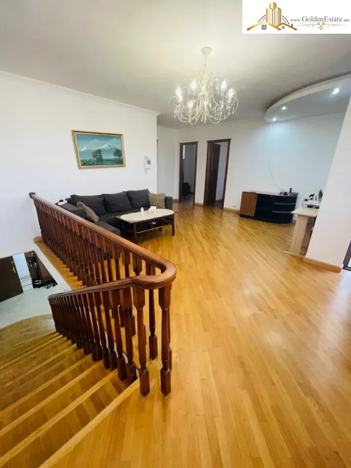 6 սենյականոց բնակարան Օրբելի եղբայրների փողոցում Արաբկիրում, 179 քմ, նախավերջին հարկ, 2 սանհանգույց