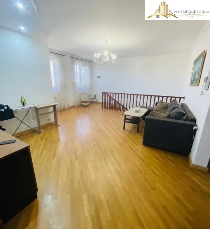 6 սենյականոց բնակարան Օրբելի եղբայրների փողոցում Արաբկիրում, 179 քմ, նախավերջին հարկ, 2 սանհանգույց