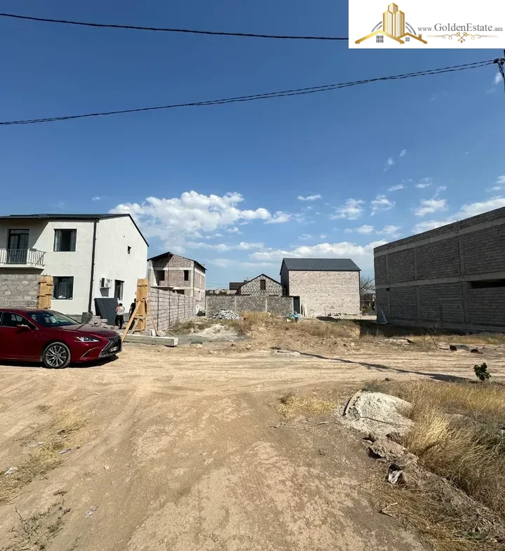 Հողատարածք բնակելի շինությունների համար Հաղթանակի 1-ին փողոցում Մալաթիա-Սեբաստիայում, 251 քմ