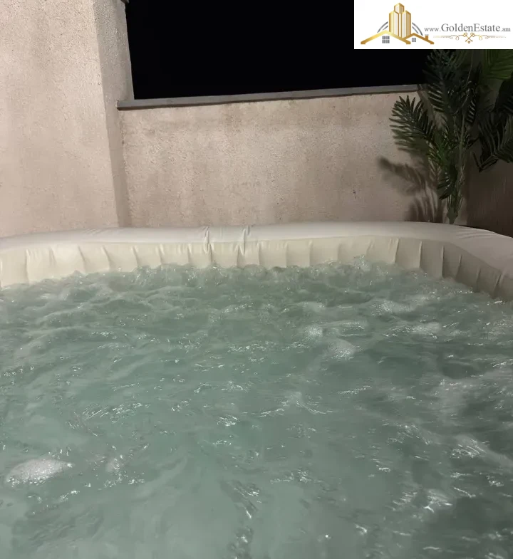 Չորս հարկանի թաունհաուզ Բագրևանդի 18-րդ փողոցում Նոր Նորքում, 294 քմ, 205 քմ հողի վրա