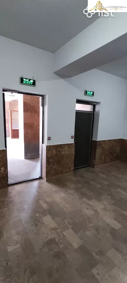 3 սենյականոց բնակարան նորակառույց շենքում Գրիբոյեդովի փողոցում Արաբկիրում, 116 քմ, 11/16 հարկ