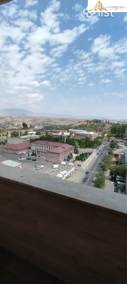 3 սենյականոց բնակարան նորակառույց շենքում Գրիբոյեդովի փողոցում Արաբկիրում, 116 քմ, 11/16 հարկ