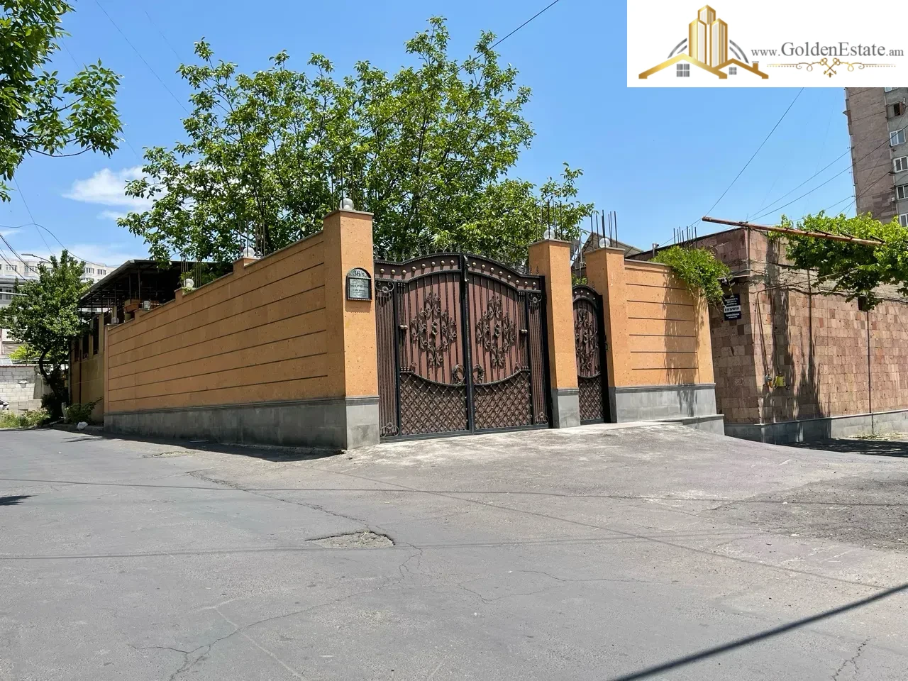 Հողատարածք հասարակական շինությունների համար Դավթաշեն 1-ին թաղամասում Դավթաշենում, 256 քմ