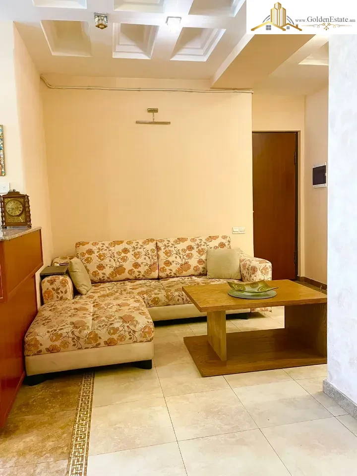 3 սենյականոց բնակարան նորակառույց շենքում Վիկտոր Համբարձումյան փողոցում Արաբկիրում, 120 քմ