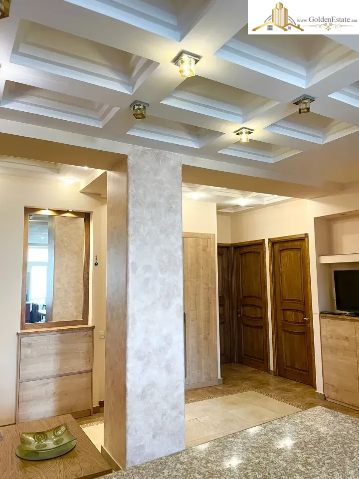 3 սենյականոց բնակարան նորակառույց շենքում Վիկտոր Համբարձումյան փողոցում Արաբկիրում, 120 քմ