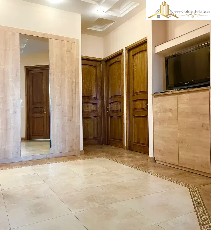 3 սենյականոց բնակարան նորակառույց շենքում Վիկտոր Համբարձումյան փողոցում Արաբկիրում, 120 քմ