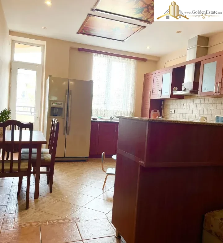 3 սենյականոց բնակարան նորակառույց շենքում Վիկտոր Համբարձումյան փողոցում Արաբկիրում, 120 քմ