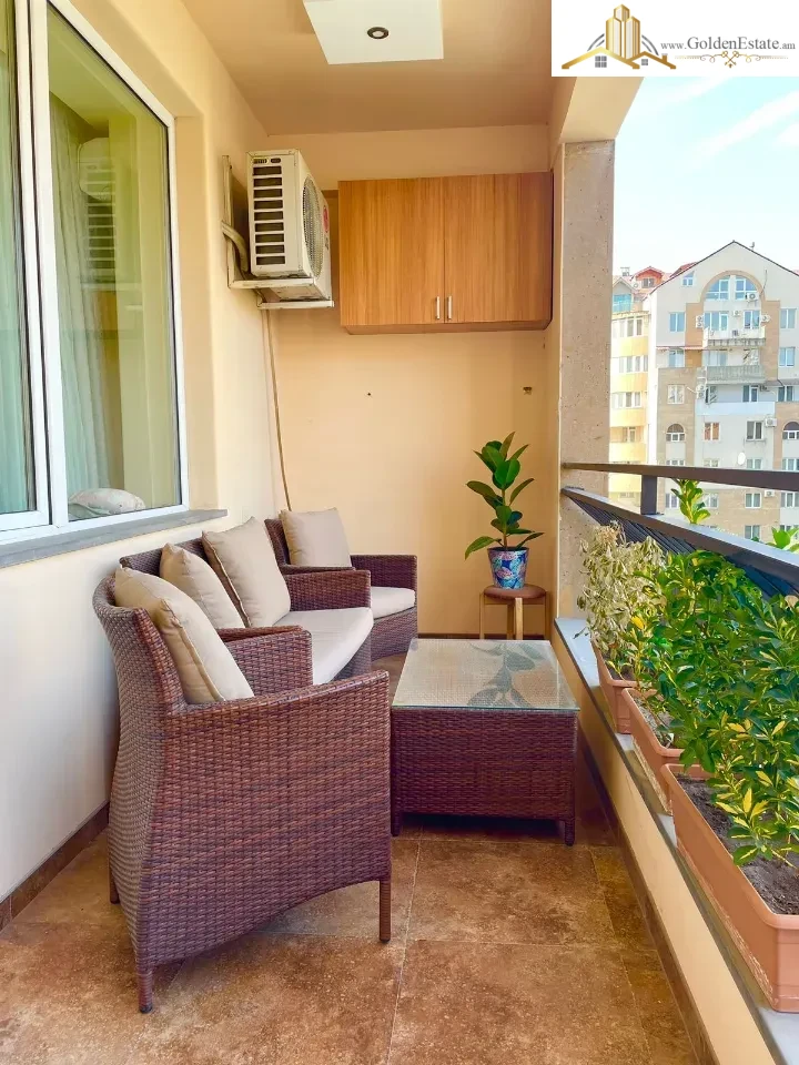 3 սենյականոց բնակարան նորակառույց շենքում Վիկտոր Համբարձումյան փողոցում Արաբկիրում, 120 քմ