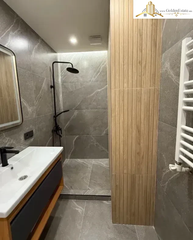 2 սենյականոց բնակարան նորակառույց շենքում Գոգոլի փողոցում Քանաքեռ-Զեյթունում, 50 քմ, 14/16 հարկ
