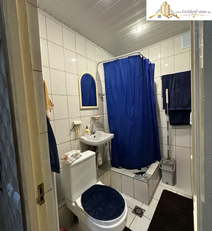 2 սենյականոց բնակարան Եղիշե Թադևոսյան փողոցում Շենգավիթում, 50 քմ, 1/4 հարկ, բարձր առաստաղներ