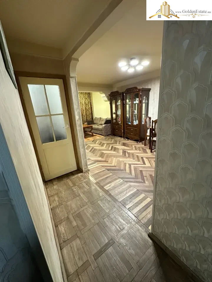 2 սենյականոց բնակարան Եղիշե Թադևոսյան փողոցում Շենգավիթում, 50 քմ, 1/4 հարկ, բարձր առաստաղներ