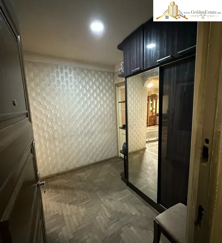 2 սենյականոց բնակարան Եղիշե Թադևոսյան փողոցում Շենգավիթում, 50 քմ, 1/4 հարկ, բարձր առաստաղներ