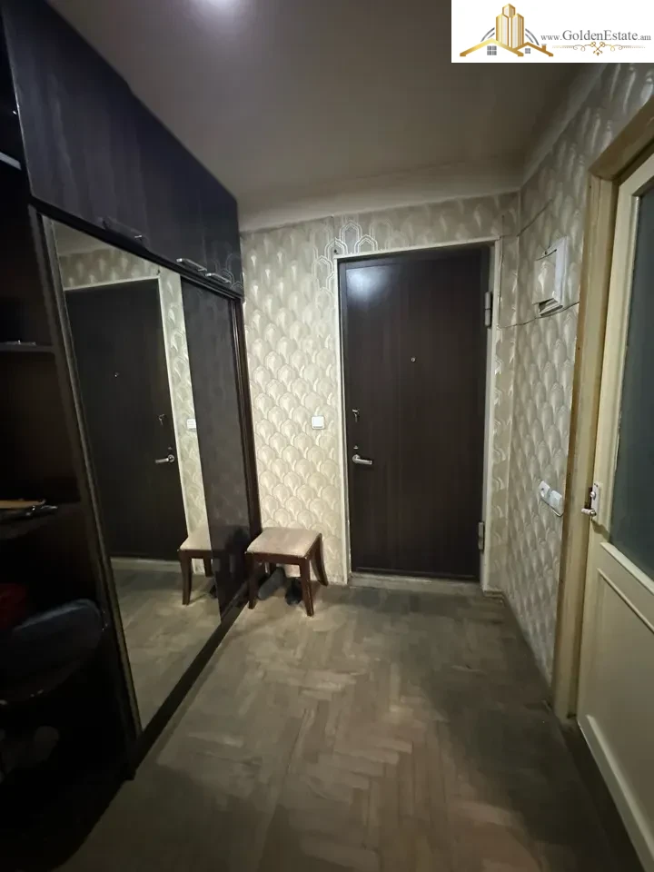 2 սենյականոց բնակարան Եղիշե Թադևոսյան փողոցում Շենգավիթում, 50 քմ, 1/4 հարկ, բարձր առաստաղներ