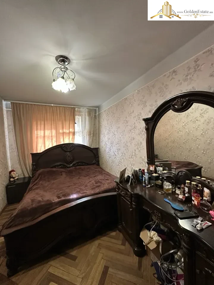 2 սենյականոց բնակարան Եղիշե Թադևոսյան փողոցում Շենգավիթում, 50 քմ, 1/4 հարկ, բարձր առաստաղներ