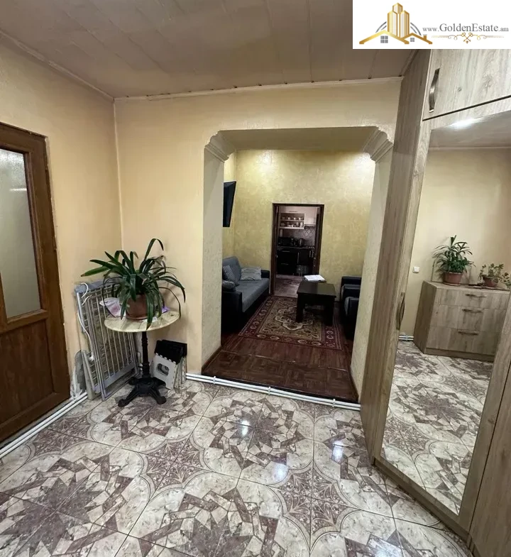 Մեկ հարկանի քարե տուն Էզրաս Հասրաթյան փողոցում Քանաքեռ-Զեյթունում, 132 քմ, 525 քմ հողի վրա