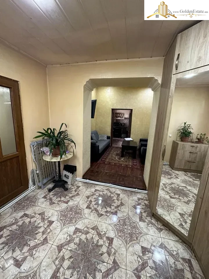 Մեկ հարկանի քարե տուն Էզրաս Հասրաթյան փողոցում Քանաքեռ-Զեյթունում, 132 քմ, 525 քմ հողի վրա