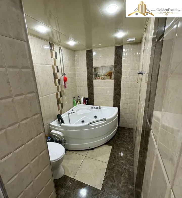 Մեկ հարկանի քարե տուն Էզրաս Հասրաթյան փողոցում Քանաքեռ-Զեյթունում, 132 քմ, 525 քմ հողի վրա