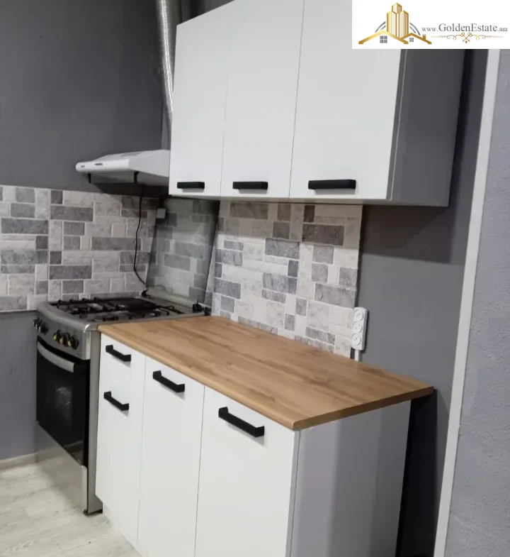 Երկու հարկանի քարե ամառանոց Խարբերդի 9-րդ փողոցում Շենգավիթում, 80 քմ, 200 քմ հողի վրա