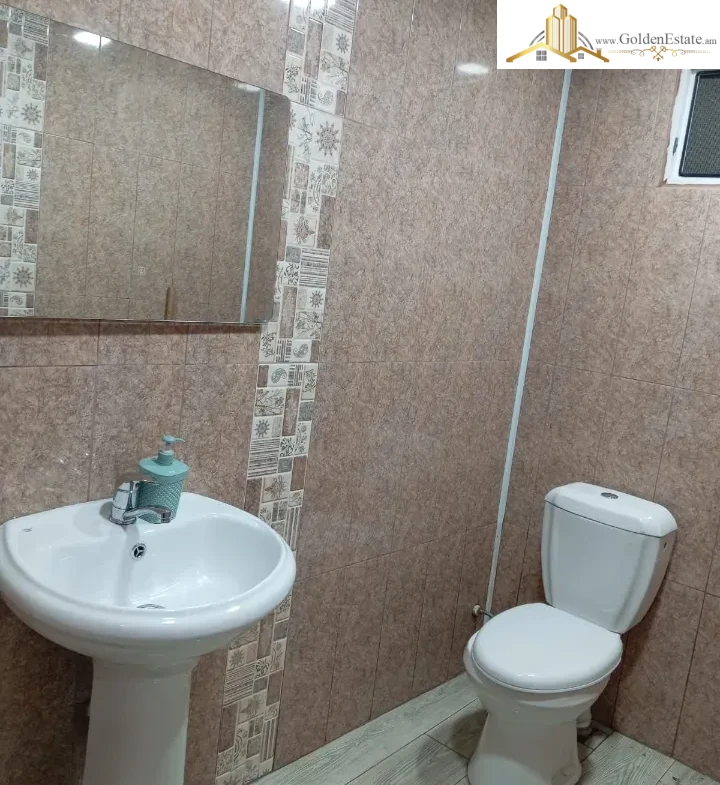 Երկու հարկանի քարե ամառանոց Խարբերդի 9-րդ փողոցում Շենգավիթում, 80 քմ, 200 քմ հողի վրա