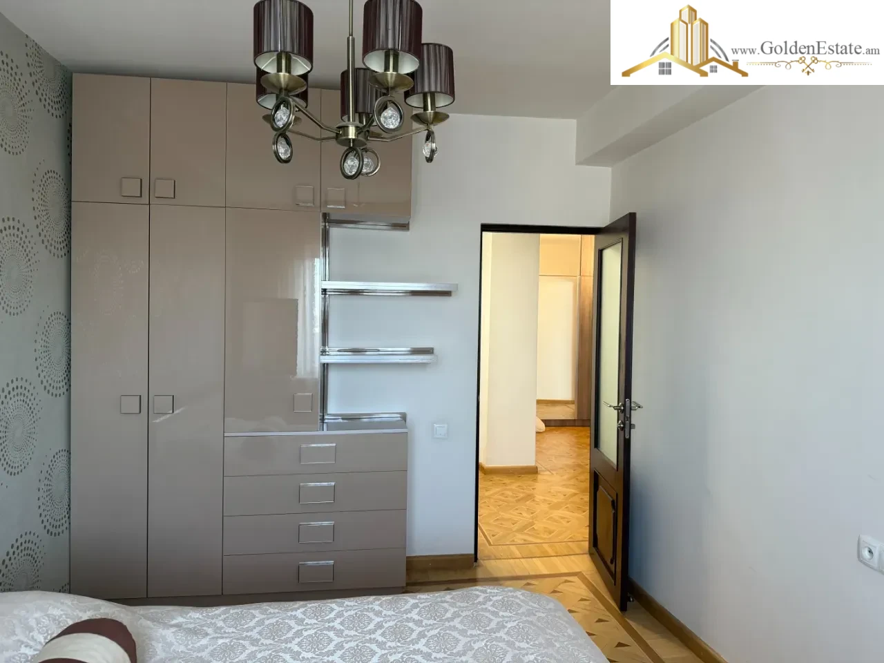 3 սենյականոց բնակարան Սեբաստիայի փողոցում Մալաթիա-Սեբաստիայում, 75 քմ, 6/9 հարկ, բարձր առաստաղներ