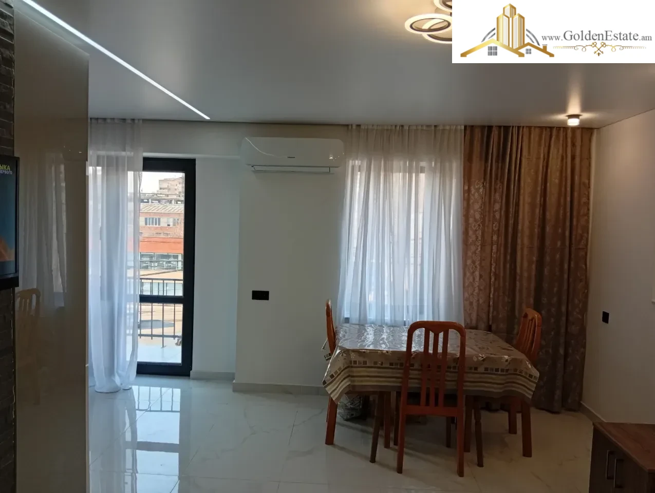 3 սենյականոց բնակարան Կոմիտասի պողոտայում Արաբկիրում, 80 քմ, նախավերջին հարկ, բարձր առաստաղներ