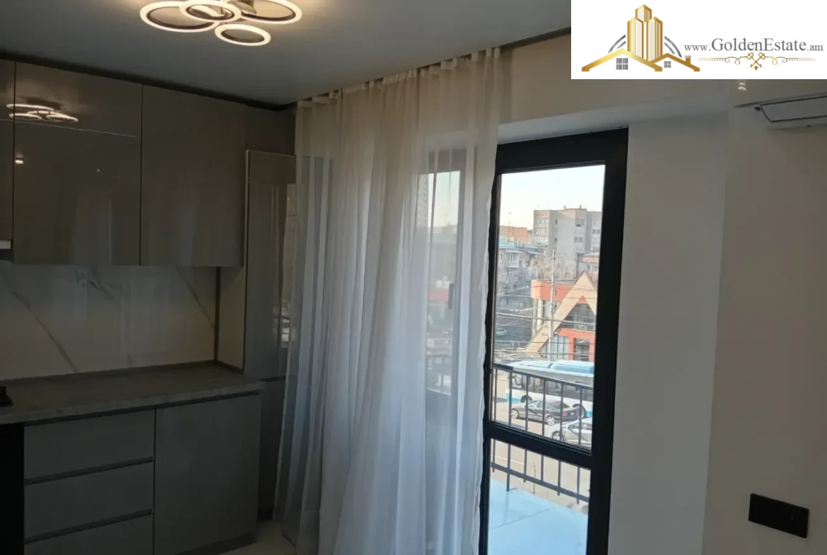 3 սենյականոց բնակարան Կոմիտասի պողոտայում Արաբկիրում, 80 քմ, նախավերջին հարկ, բարձր առաստաղներ