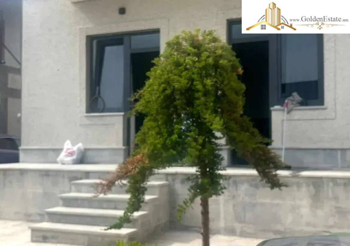 Երկու հարկանի քարե տուն Բագրևանդի 17-րդ փողոցում Նոր Նորքում, 180 քմ, 390 քմ հողի վրա, 2 սանհանգույց