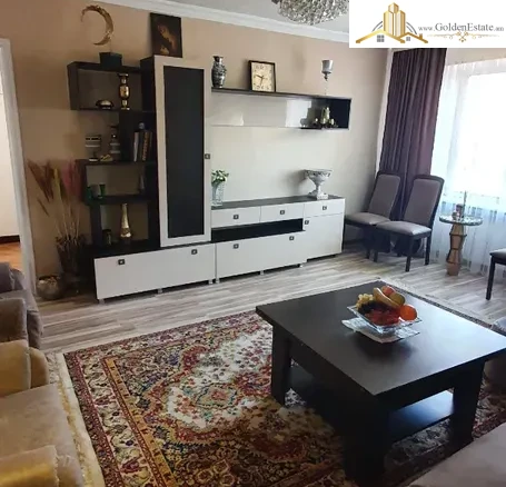 2 սենյականոց բնակարան Կոմիտասի պողոտայում Արաբկիրում, 50 քմ, բարձր առաստաղներ, քարե շենք