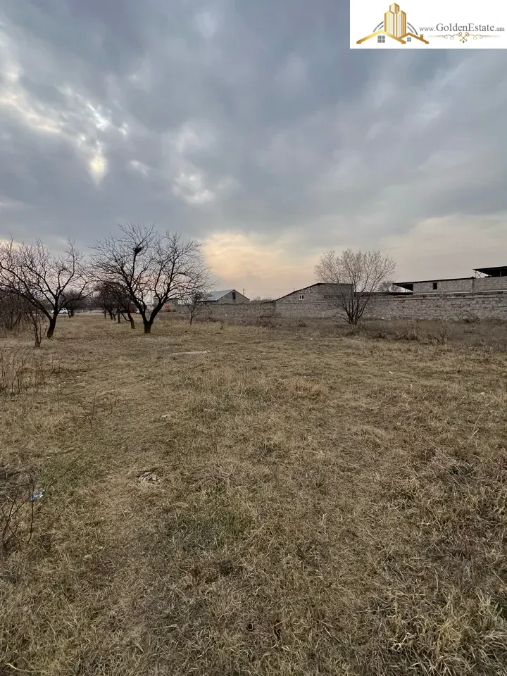 Գյուղատնտեսական հողատարածք Ներքին Չարբախ 3-րդ փողոց 1-ին նրբանցքում Շենգավիթում, 1,000 քմ