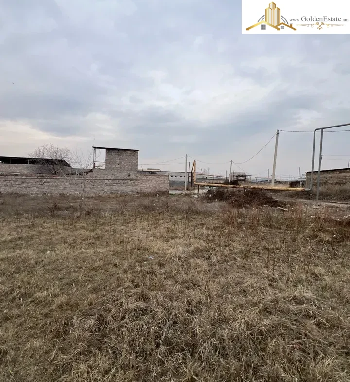 Գյուղատնտեսական հողատարածք Ներքին Չարբախ 3-րդ փողոց 1-ին նրբանցքում Շենգավիթում, 1,000 քմ