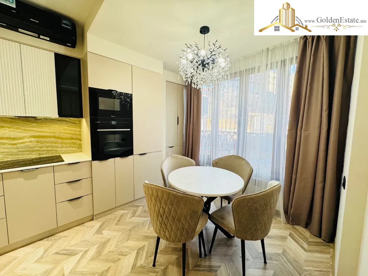 3 սենյականոց բնակարան Օրբելի եղբայրների փողոցում կենտրոնում, 47 քմ, 4/8 հարկ, բարձր առաստաղներ