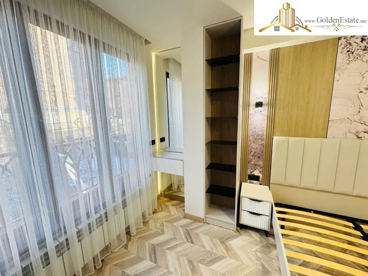 3 սենյականոց բնակարան Օրբելի եղբայրների փողոցում կենտրոնում, 47 քմ, 4/8 հարկ, բարձր առաստաղներ