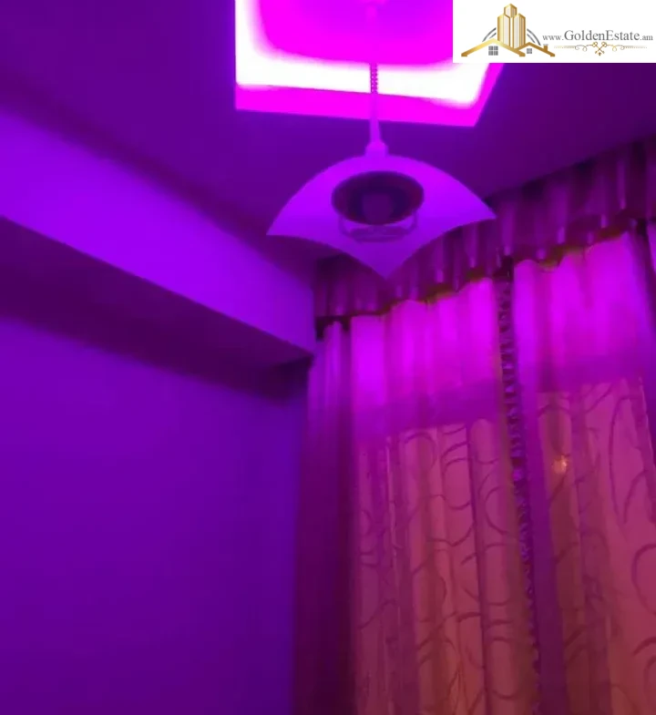 2 սենյականոց բնակարան Կիևյան փողոցի 1-ին նրբանցքում Արաբկիրում, 40 քմ, 2/5 հարկ, բարձր առաստաղներ