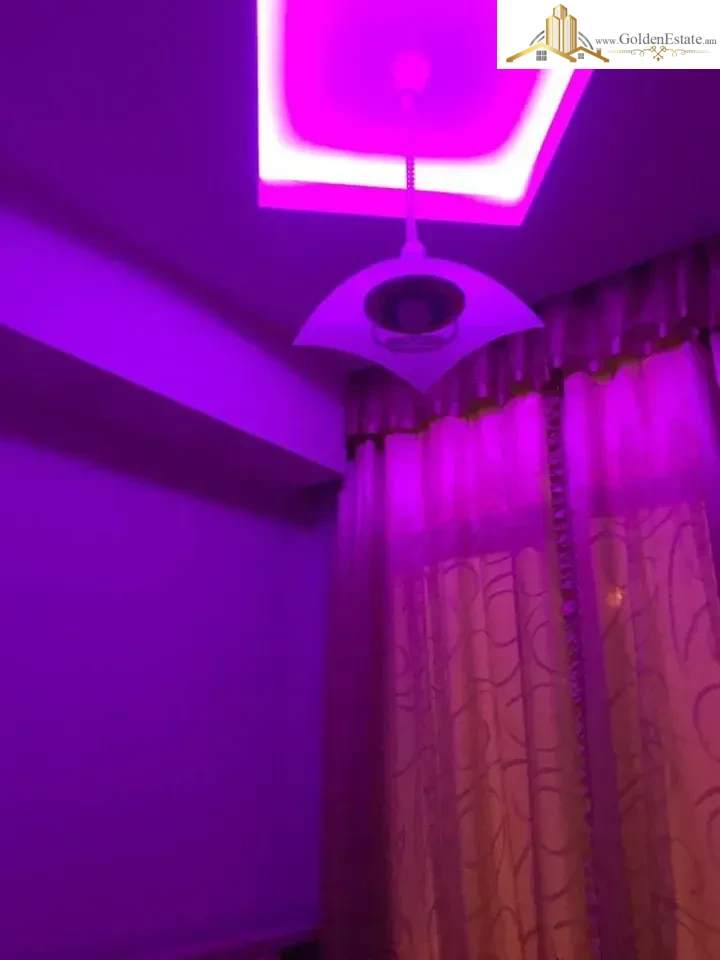 2 սենյականոց բնակարան Կիևյան փողոցի 1-ին նրբանցքում Արաբկիրում, 40 քմ, 2/5 հարկ, բարձր առաստաղներ