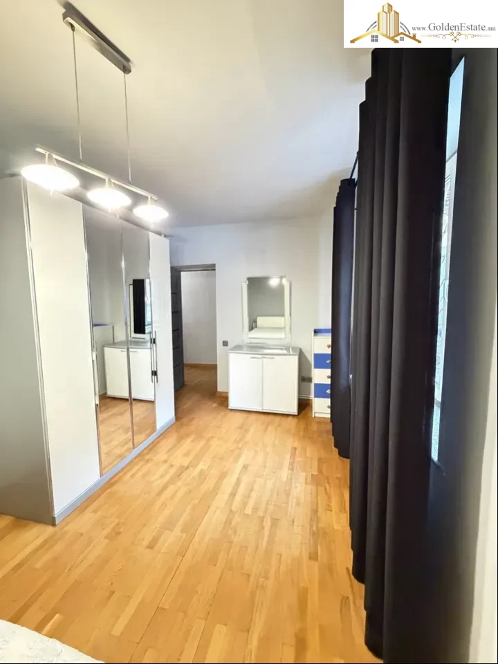 2 սենյականոց բնակարան Կոմիտասի պողոտայում Արաբկիրում, 70 քմ, 1/5 հարկ, բարձր առաստաղներ, քարե շենք