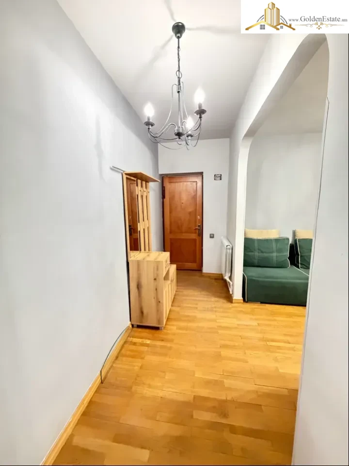 2 սենյականոց բնակարան Կոմիտասի պողոտայում Արաբկիրում, 70 քմ, 1/5 հարկ, բարձր առաստաղներ, քարե շենք