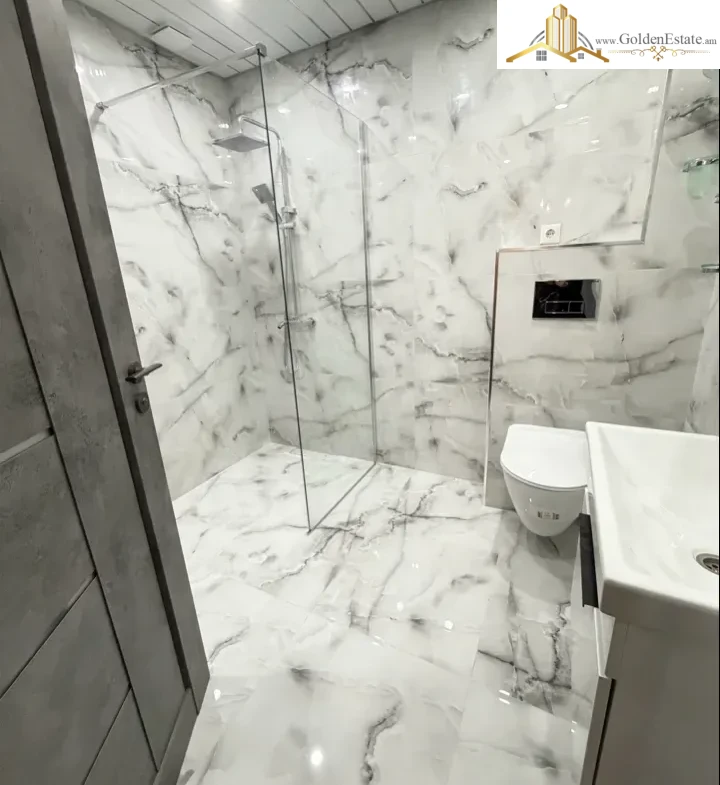 2 սենյականոց բնակարան Կոմիտասի պողոտայում Արաբկիրում, 70 քմ, 1/5 հարկ, բարձր առաստաղներ, քարե շենք