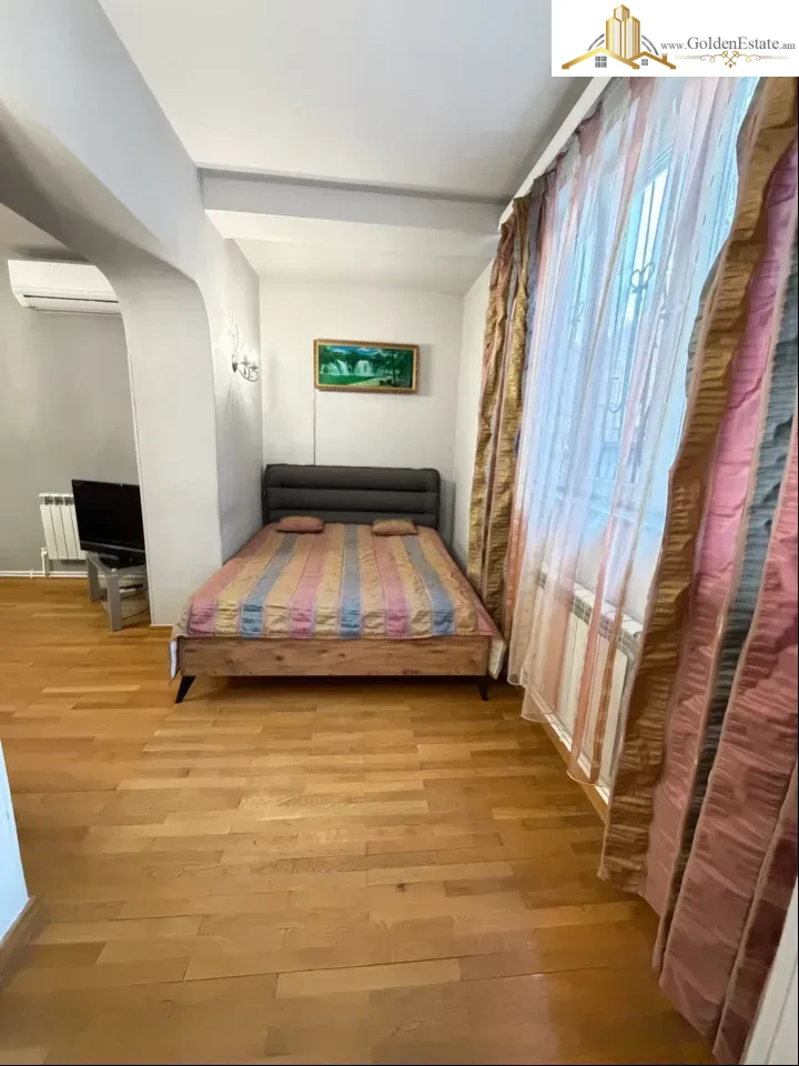 2 սենյականոց բնակարան Կոմիտասի պողոտայում Արաբկիրում, 70 քմ, 1/5 հարկ, բարձր առաստաղներ, քարե շենք