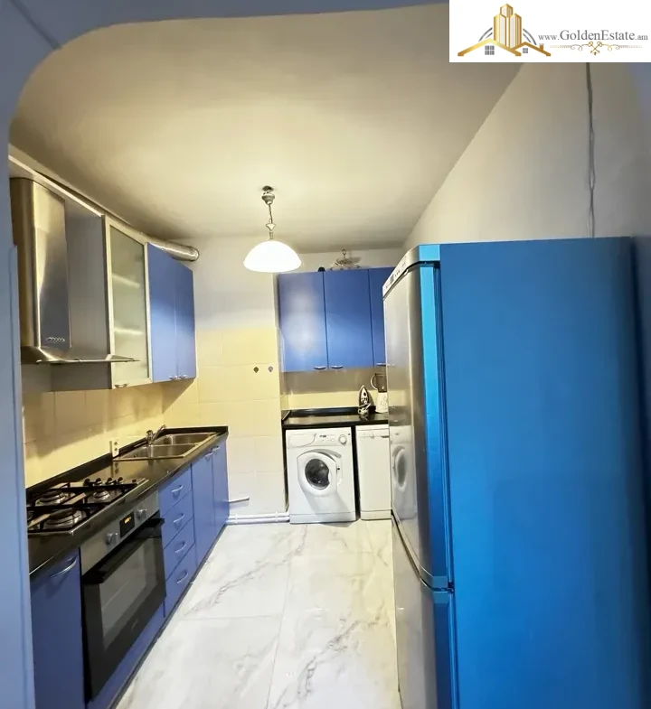 2 սենյականոց բնակարան Կոմիտասի պողոտայում Արաբկիրում, 70 քմ, 1/5 հարկ, բարձր առաստաղներ, քարե շենք