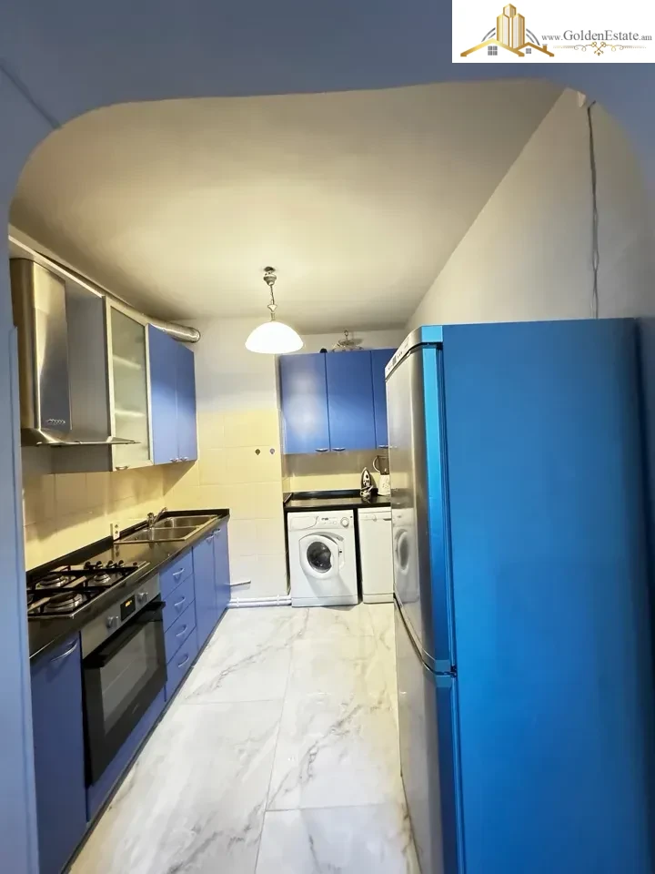 2 սենյականոց բնակարան Կոմիտասի պողոտայում Արաբկիրում, 70 քմ, 1/5 հարկ, բարձր առաստաղներ, քարե շենք