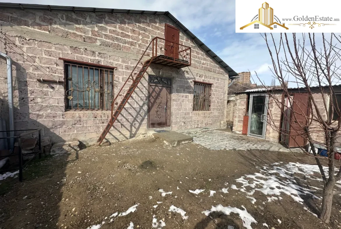 Մեկ հարկանի քարե տուն Այգեգործների փողոցում Նոր Նորքում, 135 քմ, 500 քմ հողի վրա, 2 սանհանգույց