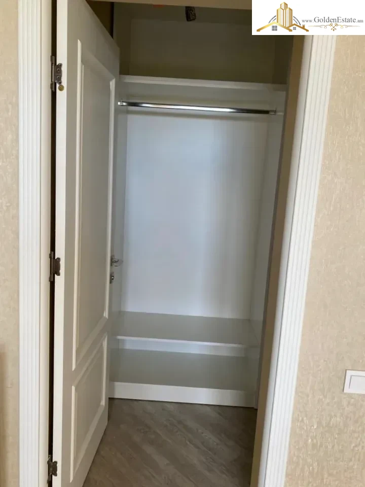 2 սենյականոց բնակարան նորակառույց շենքում Վահրամ Փափազյան փողոցում Արաբկիրում, 71 քմ, 8/15 հարկ