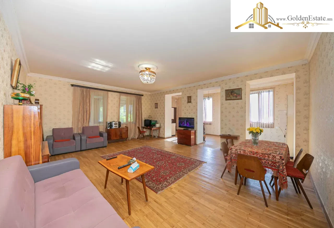 Երկու հարկանի քարե տուն Կիևյան փողոցի 2-րդ նրբանցքում Արաբկիրում, 94 քմ, 360 քմ հողի վրա