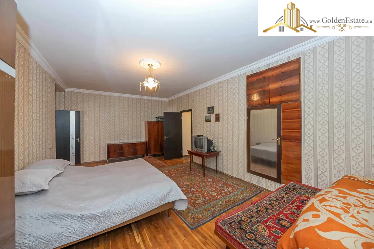 Երկու հարկանի քարե տուն Կիևյան փողոցի 2-րդ նրբանցքում Արաբկիրում, 94 քմ, 360 քմ հողի վրա