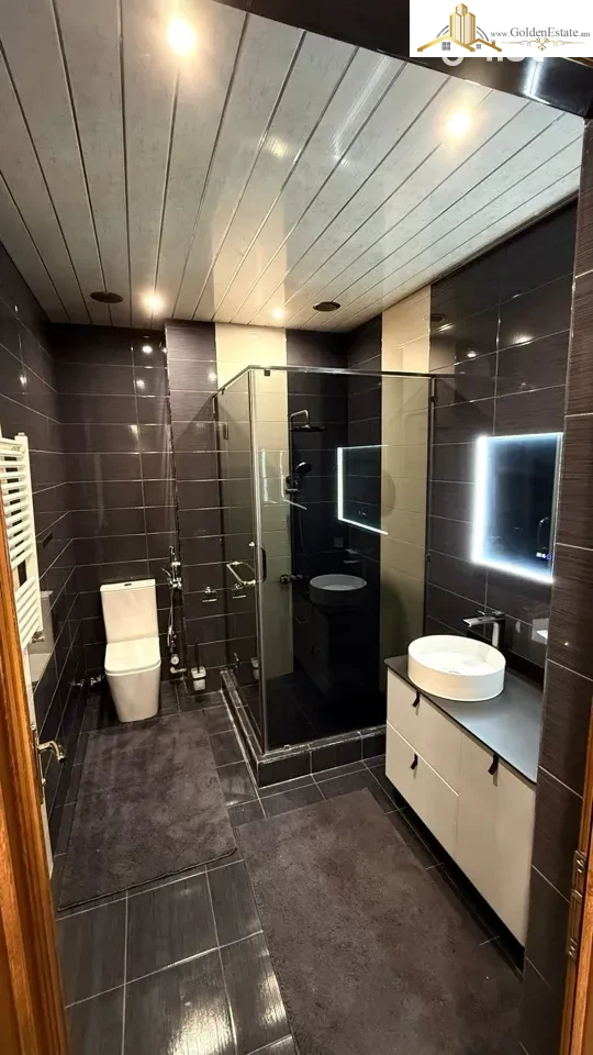 2 սենյականոց բնակարան նորակառույց շենքում Հրաչյա Քոչարի փողոցում Արաբկիրում, 69 քմ, 7/12 հարկ