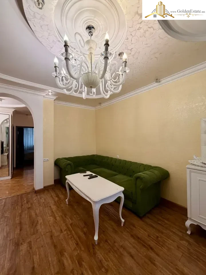 3 սենյականոց բնակարան Հրաչյա Քոչարի փողոցում Արաբկիրում, 78 քմ, 2/5 հարկ, բարձր առաստաղներ