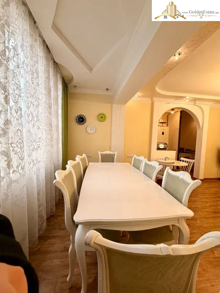 3 սենյականոց բնակարան Հրաչյա Քոչարի փողոցում Արաբկիրում, 78 քմ, 2/5 հարկ, բարձր առաստաղներ