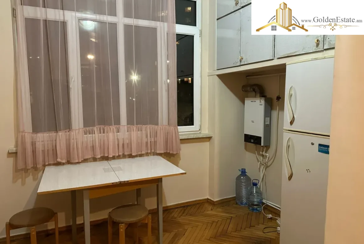 2 սենյականոց բնակարան Կիևյան փողոցում Արաբկիրում, 70 քմ, նախավերջին հարկ, բարձր առաստաղներ