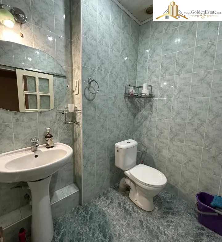 2 սենյականոց բնակարան Կիևյան փողոցում Արաբկիրում, 70 քմ, նախավերջին հարկ, բարձր առաստաղներ